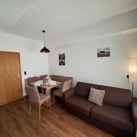 Gaestehaus Garber Lägenhet Stumm