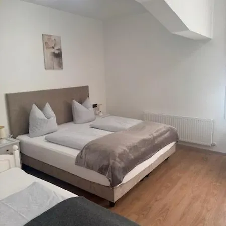 아파트 Gaestehaus Garber *